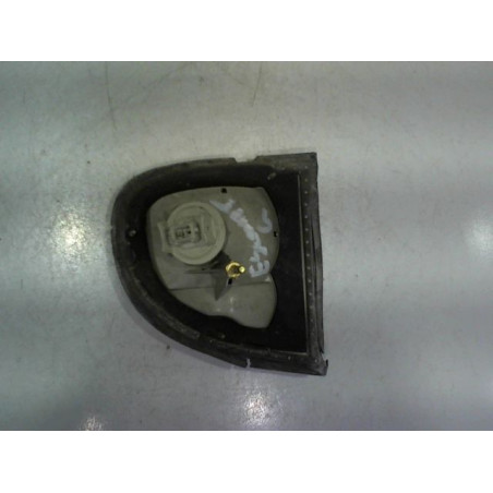 FEU ARRIERE INTERIEUR GAUCHE FORD ESCORT 95-00
