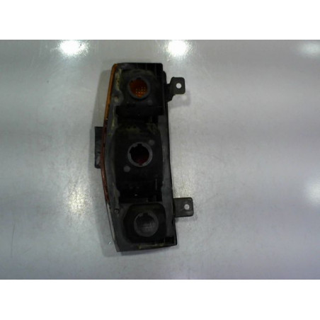 FEU ARRIERE DROIT MAZDA 323 BREAK 87-89