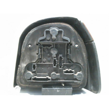 FEU ARRIERE GAUCHE  VOLKSWAGEN GOLF III 1992-1997