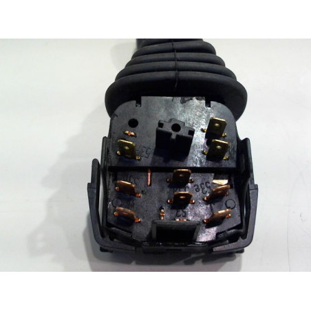 COMMANDE ESSUIE GLACE SKODA FELICIA 95-2000