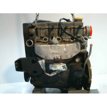 MOTEUR ESSENCE OPEL CORSA 93-97