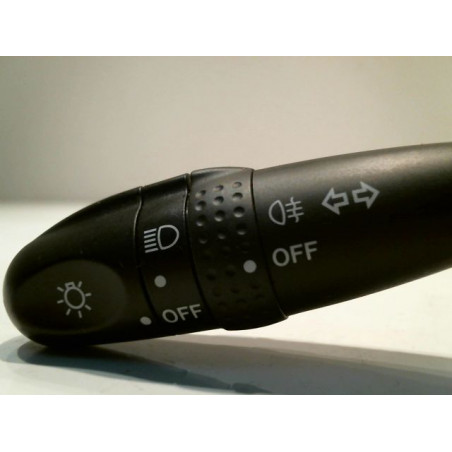 COMMANDE ECLAIRAGE TOYOTA YARIS 2003-