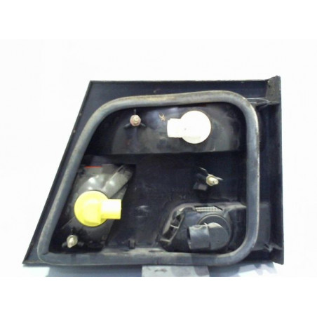 FEU ARRIERE INTERIEUR GAUCHE PEUGEOT 806 MONOSP. 1994-2001