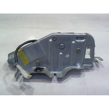 MOTEUR ESSUIE-GLACE ARRIERE RENAULT LAGUNA NEVADA I Phase 1 1995-1998