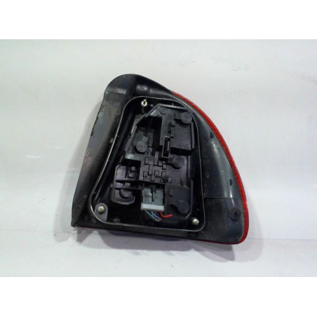 FEU ARRIERE GAUCHE  ROVER 400 BERL. II 1996-2000