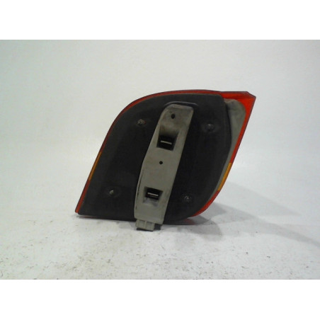 FEU ARRIERE GAUCHE  FORD FIESTA III Phase 1 1989-1994