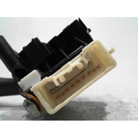 COMMANDE ECLAIRAGE TOYOTA YARIS