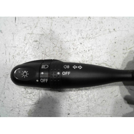 COMMANDE ECLAIRAGE TOYOTA YARIS
