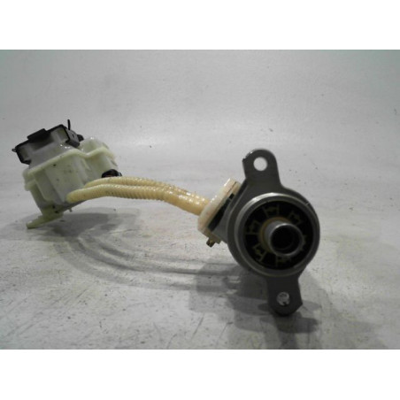 MAITRE CYLINDRE OPEL MERIVA