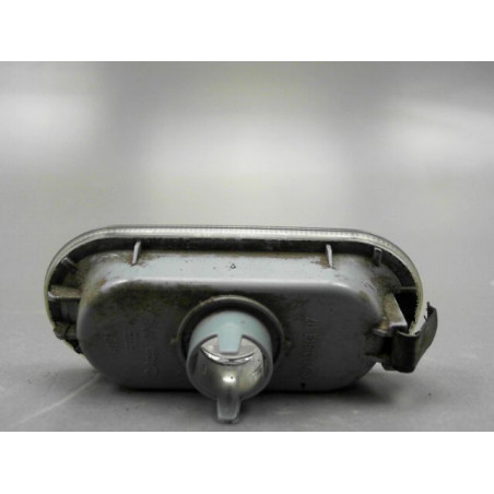 REPETITEUR AILE DROIT VOLKSWAGEN POLO