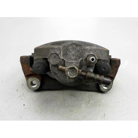 ETRIER DE FREIN AVANT DROIT TOYOTA YARIS
