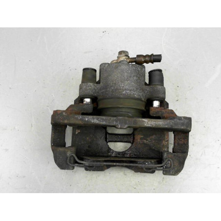 ETRIER DE FREIN AVANT DROIT TOYOTA YARIS