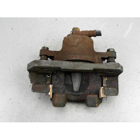ETRIER DE FREIN AVANT DROIT TOYOTA YARIS