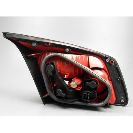 FEU ARRIERE INTERIEUR DROIT RENAULT VEL SATIS