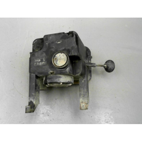 PHARE ANTIBROUILLARD AVANT GAUCHE OPEL MERIVA