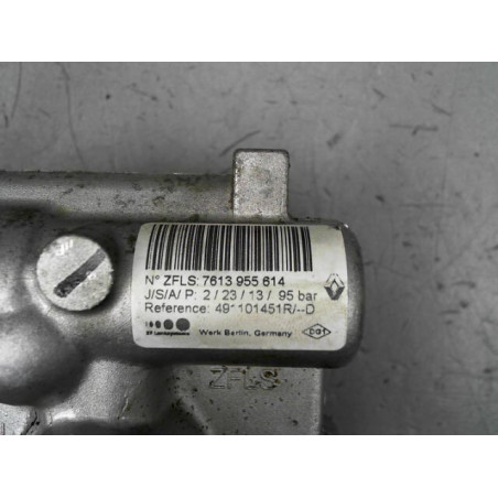 POMPE DIRECTION ASSISTEE DACIA SANDERO