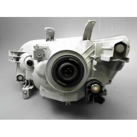 PHARE DROIT DAIHATSU MATERIA