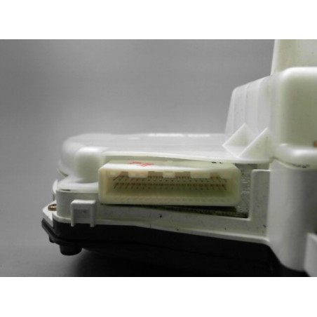 BLOC COMPTEURS TOYOTA AVENSIS VERSO 04-06