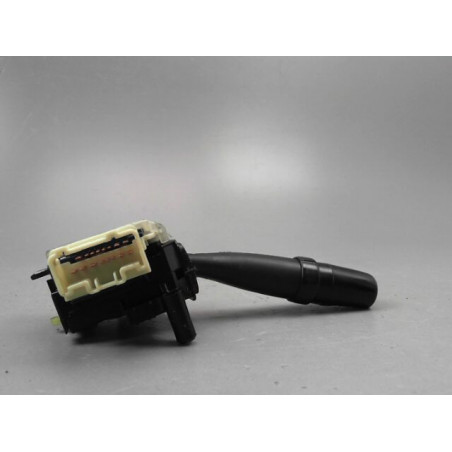 COMMANDE ECLAIRAGE TOYOTA AVENSIS VERSO 04-06