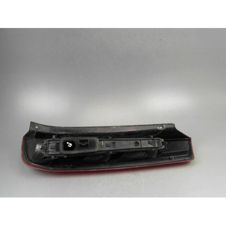 FEU ARRIERE GAUCHE  FORD FIESTA V Phase 1 2002-2005