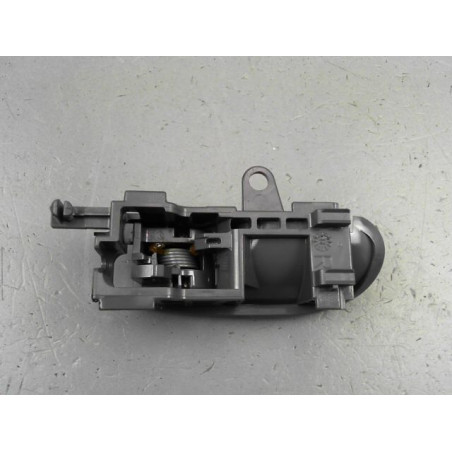 POIGNEE INTERIEURE PORTE AVANT DROIT PEUGEOT 107