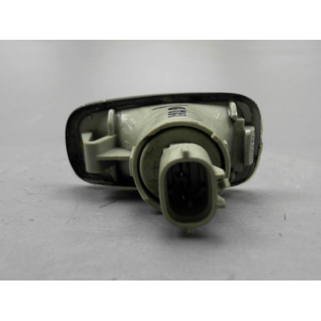 REPETITEUR AILE GAUCHE TOYOTA PRIUS