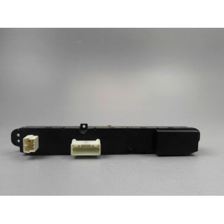 BOUTON DE WARNING KIA CEE D I Phase 1 2007-2009