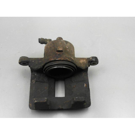 ETRIER DE FREIN AVANT GAUCHE TOYOTA COROLLA 2004-