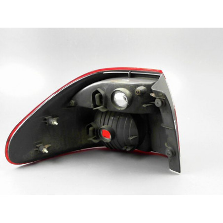 FEU ARRIERE DROIT MAZDA 626 IV Phase 2 2000-2002