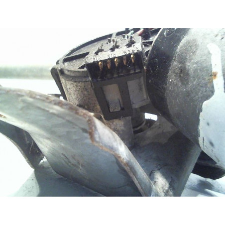 MOTEUR ESSUIE-GLACE AVANT VOLKSWAGEN VENTO BERL. 1992-1997