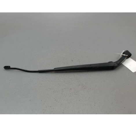 BRAS ESSUIE-GLACE AVANT GAUCHE TOYOTA YARIS II Phase 1 2005-2009