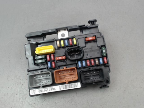 PLATINE FUSIBLE AVANT PEUGEOT 207 2006-2013