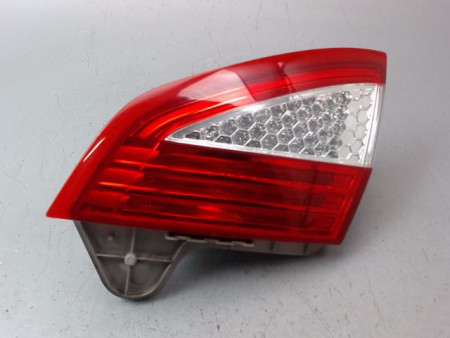 FEU ARRIERE INTERIEUR DROIT FORD MONDEO III Phase 1 2007-2010