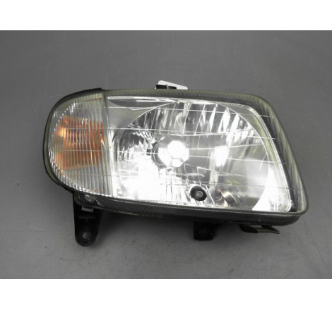 PHARE DROIT DAIHATSU CUORE