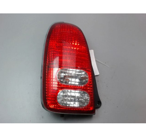 FEU ARRIERE GAUCHE  DAIHATSU CUORE