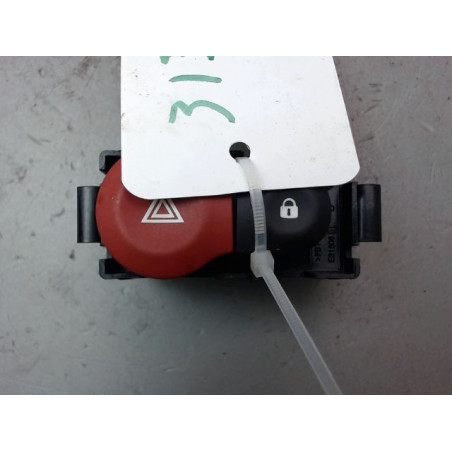 BOUTON DE WARNING RENAULT CLIO III Phase 2 2009-...