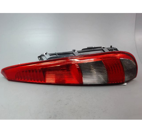 FEU ARRIERE DROIT FORD FIESTA V Phase 1 2002-2005