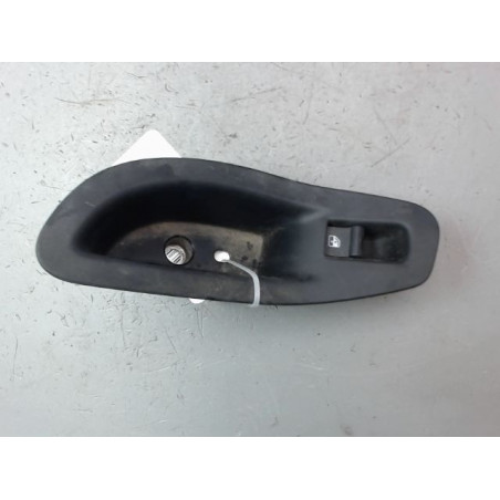 COMMANDE LEVE-GLACE PORTE ARD FIAT 500X