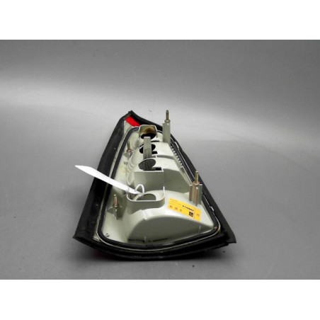 FEU ARRIERE DROIT OPEL VECTRA BREAK II Phase 1 (B) 1997-1999