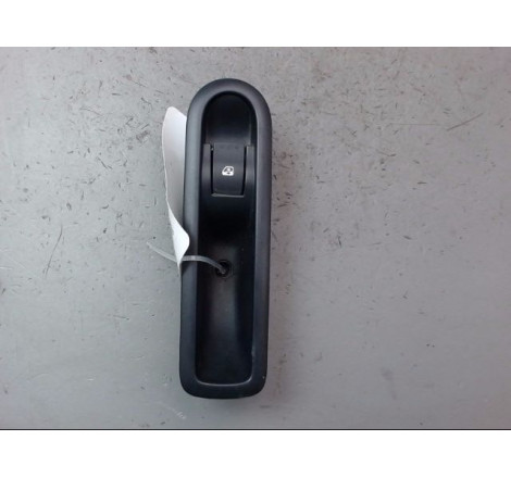 COMMANDE LEVE-GLACE PORTE ARG RENAULT SCENIC MONOSP. II Phase 2 2006-2009