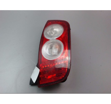 FEU ARRIERE DROIT NISSAN MICRA III Phase 1 2003-2005