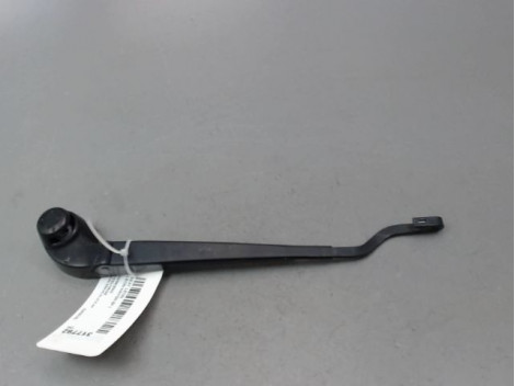 BRAS ESSUIE-GLACE ARRIERE SEAT LEON I 2000-2006