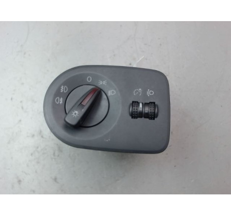 INTERIEUR COMMANDE PHARES SEAT IBIZA III Phase 2 (6L) 2006-2009