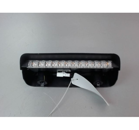 FEUX STOP SUPPLEMENTAIRE TOYOTA YARIS 2005-