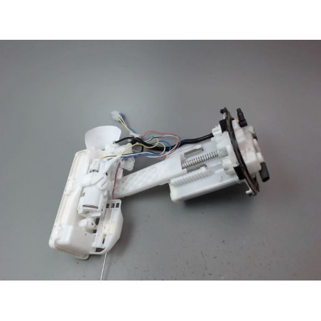 POMPE CARBURANT IMMERGEE TOYOTA YARIS 2005-