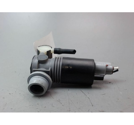 POMPE LAVE-GLACE AVANT TOYOTA YARIS 2005-