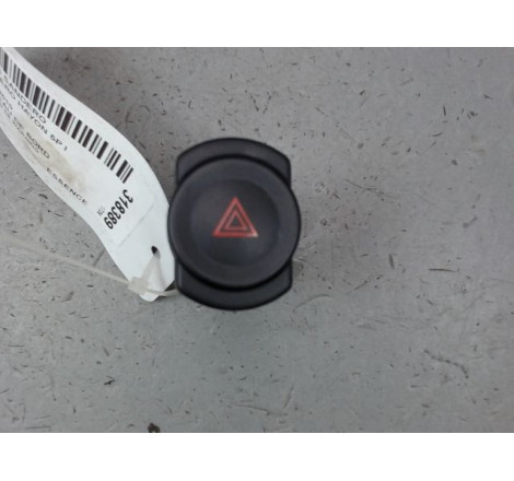 BOUTON DE WARNING DACIA SANDERO I 2008-2012