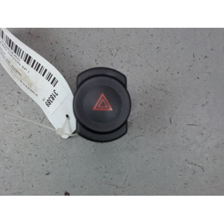 BOUTON DE WARNING DACIA SANDERO I 2008-2012