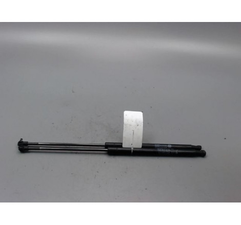 VERIN GAUCHE HAYON ALFA ROMEO GUILIETTA 2010-