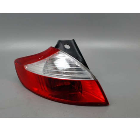 FEU ARRIERE GAUCHE  RENAULT MEGANE III Phase 1 2008-2012